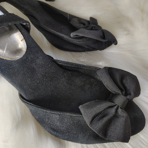 Bow Kitten Heels - Picture 14 of 15